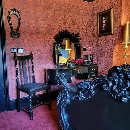 Wednesday's Family York