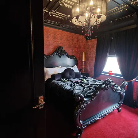 Gasthuis Wednesday's Family